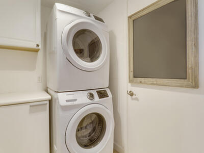 2640 Lake Shore Drive, Riviera Beach, FL 33404