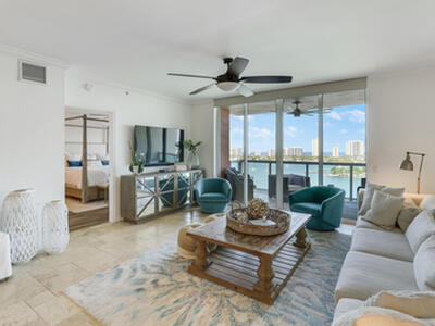 2640 Lake Shore Drive, Riviera Beach, FL 33404