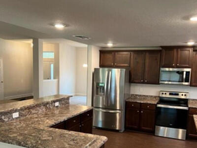 1919 SW Sylvester Lane, Port Saint Lucie, FL 34984