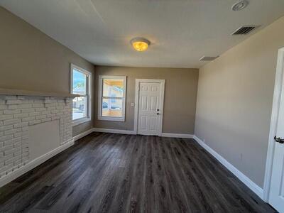 400 Metcalf Court, West Palm Beach, FL 33407