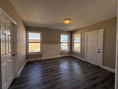 400 Metcalf Court, West Palm Beach, FL 33407