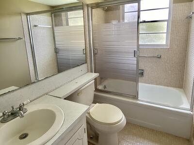 57 Dorchester C, West Palm Beach, FL 33417