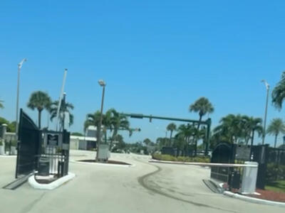 4046 67th Lane N, Riviera Beach, FL 33404