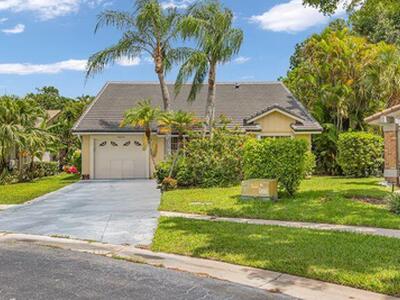 19623 Back Nine Drive