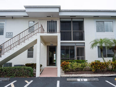 14896 Bal Moral 104 Lane