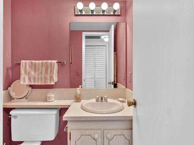 576 Fanshaw N, Boca Raton, FL 33434