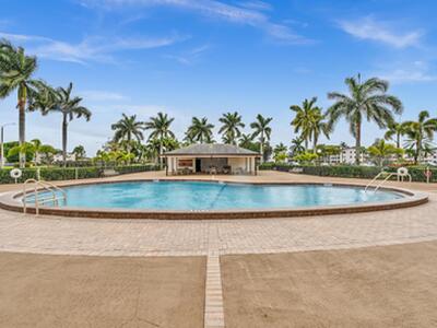 576 Fanshaw N, Boca Raton, FL 33434