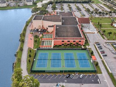 576 Fanshaw N, Boca Raton, FL 33434