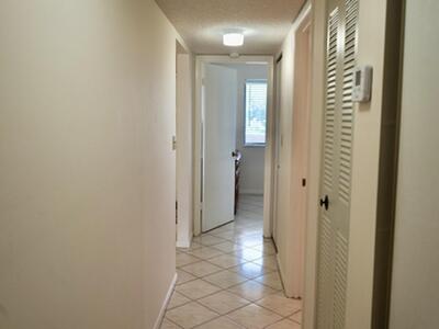 3154 Via Poinciana, Lake Worth, FL 33467