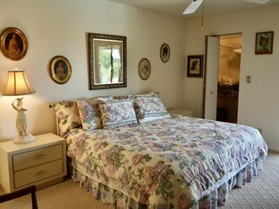 3154 Via Poinciana, Lake Worth, FL 33467