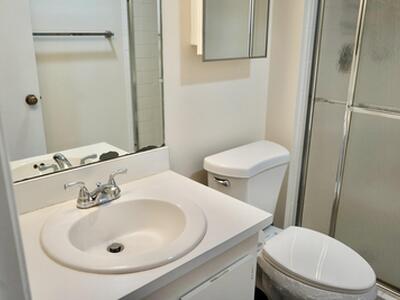 3154 Via Poinciana, Lake Worth, FL 33467