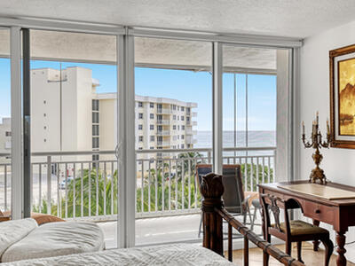 3546 S Ocean Boulevard, South Palm Beach, FL 33480