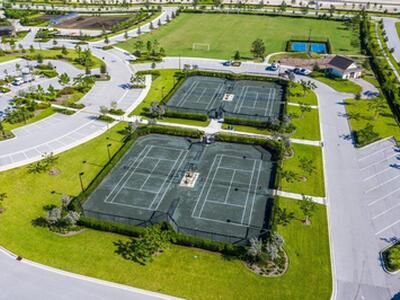 1375 Harvester Crossing, Loxahatchee, FL 33470