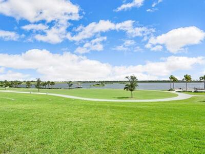 1375 Harvester Crossing, Loxahatchee, FL 33470