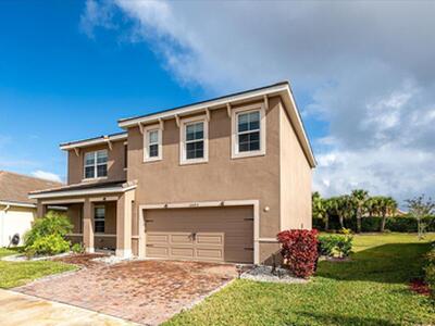 10493 SW Toren Way, Port Saint Lucie, FL 34983