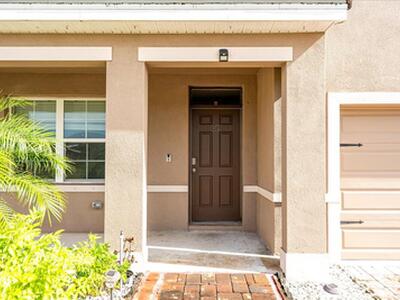 10493 SW Toren Way, Port Saint Lucie, FL 34983