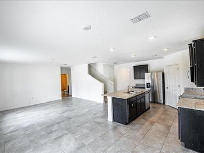 10493 SW Toren Way, Port Saint Lucie, FL 34983