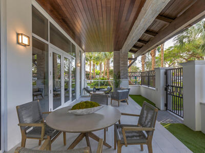 200 SE Mizner Boulevard, Boca Raton, FL 33432