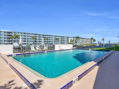 125 Shore Court, North Palm Beach, FL 33408