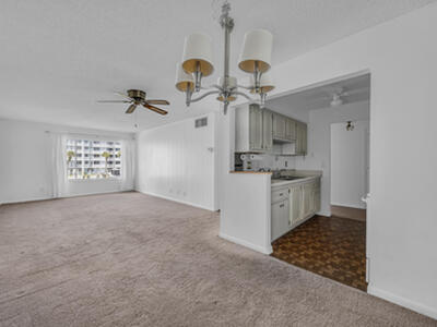 125 Shore Court, North Palm Beach, FL 33408