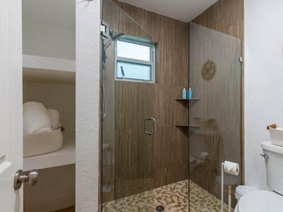 327 Dartmouth Drive Drive, Lake Worth Beach, FL 33460