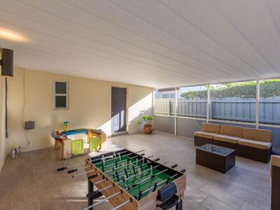 327 Dartmouth Drive Drive, Lake Worth Beach, FL 33460