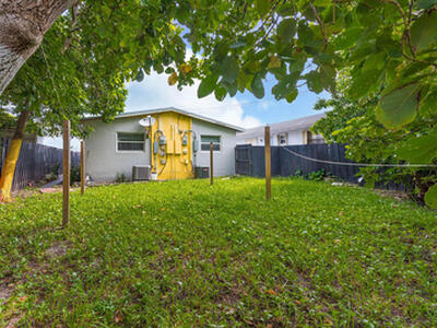 5936 Garfield Street, Hollywood, FL 33021