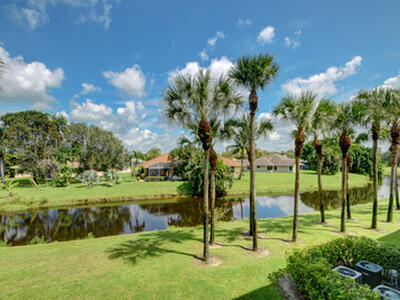 2020 Greenview Shores Boulevard, Wellington, FL 33414