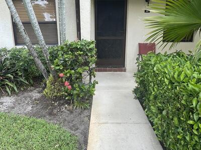 4598 Lucerne Lakes 101 Boulevard