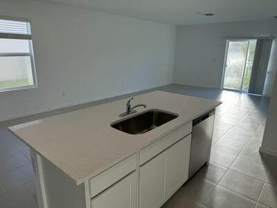 673 Carlyle Way, Fort Pierce, FL 34947