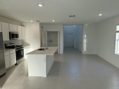 673 Carlyle Way, Fort Pierce, FL 34947