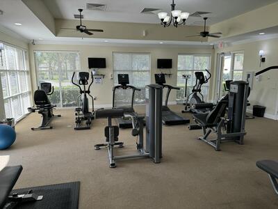 673 Carlyle Way, Fort Pierce, FL 34947