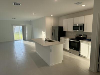 673 Carlyle Way, Fort Pierce, FL 34947