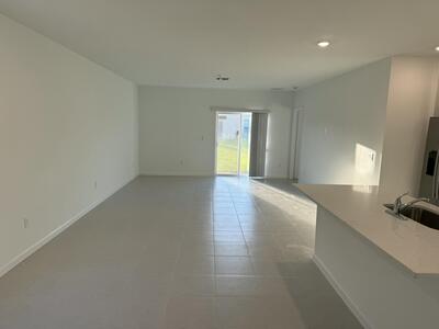 673 Carlyle Way, Fort Pierce, FL 34947