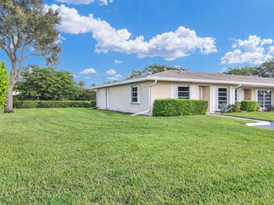 8807 Bella Vista Drive, Boca Raton, FL 33433