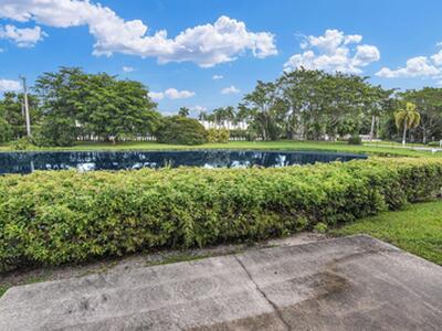 8807 Bella Vista Drive, Boca Raton, FL 33433
