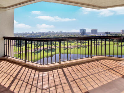 1900 Consulate Place, West Palm Beach, FL 33401