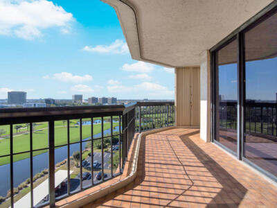 1900 Consulate Place, West Palm Beach, FL 33401