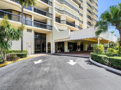 1900 Consulate Place, West Palm Beach, FL 33401