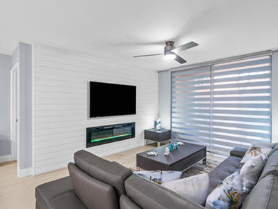 140 Yacht Club 107 Way, Hypoluxo, FL 33462