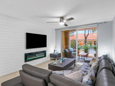 140 Yacht Club 107 Way, Hypoluxo, FL 33462