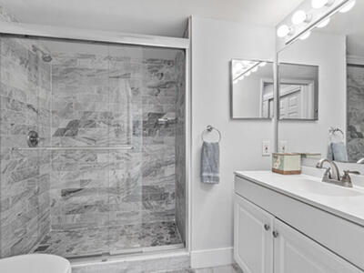 140 Yacht Club 107 Way, Hypoluxo, FL 33462