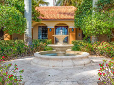 140 Yacht Club 107 Way, Hypoluxo, FL 33462