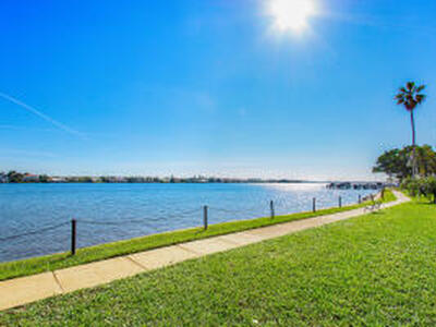 140 Yacht Club 107 Way, Hypoluxo, FL 33462