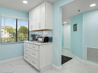 7076 Huntington Lane, Delray Beach, FL 33446