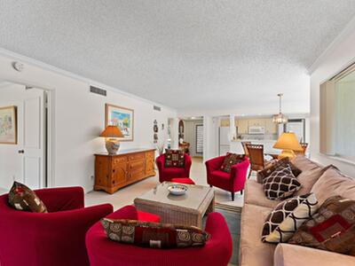 527 Brackenwood Place, Palm Beach Gardens, FL 33418