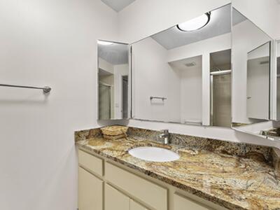 527 Brackenwood Place, Palm Beach Gardens, FL 33418