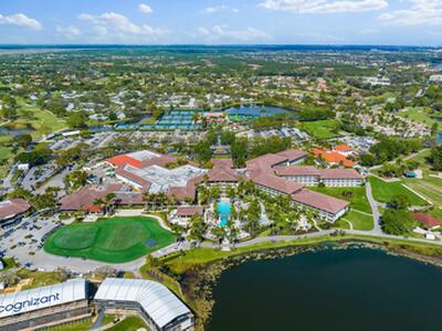 527 Brackenwood Place, Palm Beach Gardens, FL 33418