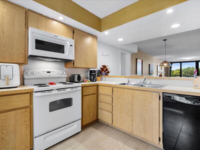 2421 Village Boulevard, West Palm Beach, FL 33409