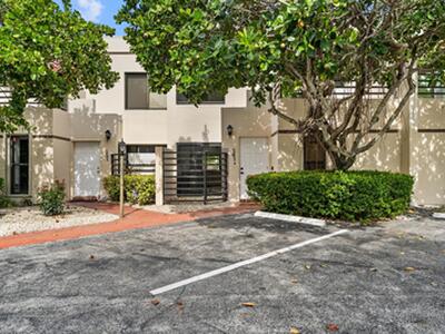 541 N Ocean Boulevard, Boca Raton, FL 33432